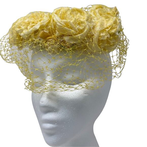 Yellow Silk Floral Hat Veiled Half Hat Fascinator Derby Vintage 50s 60s - Picture 1 of 5